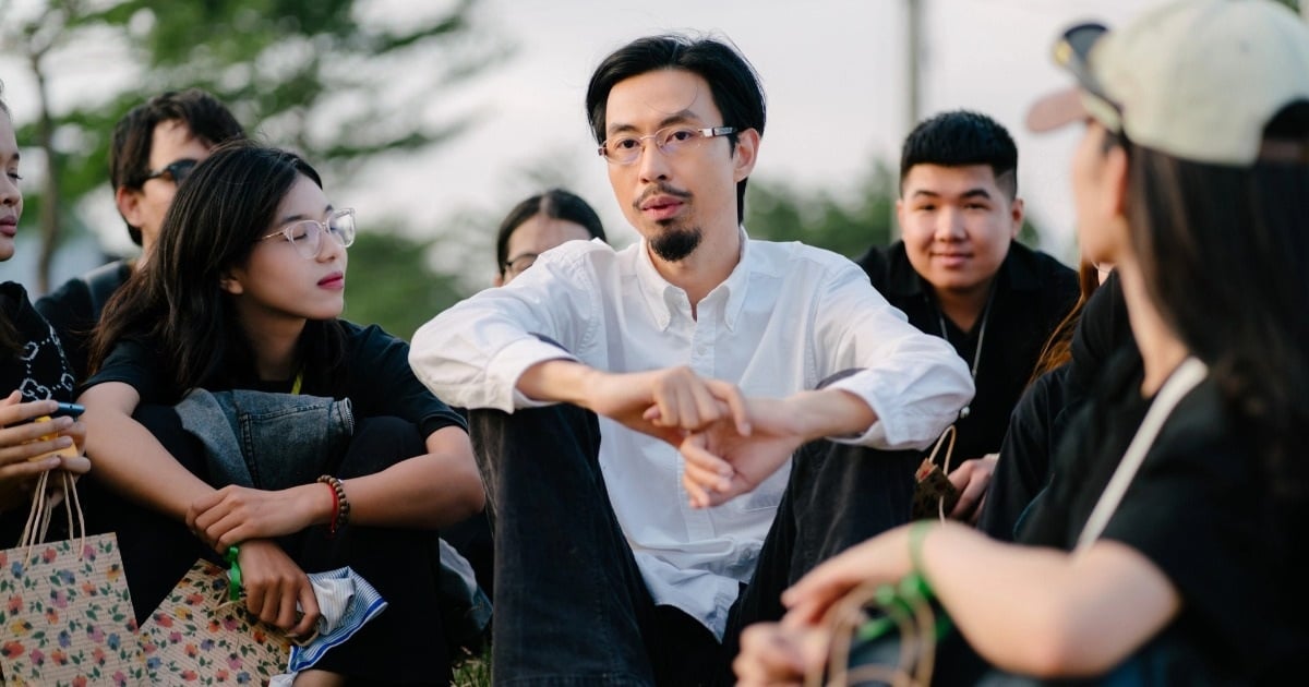 Đen Vâu có hành động "ấm lòng" giữa lúc rộ tin đồn với Hoàng Thùy Linh