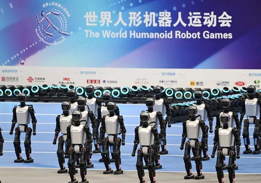 Sôi động các giải đấu robot hình người đầu tiên trên thế giới