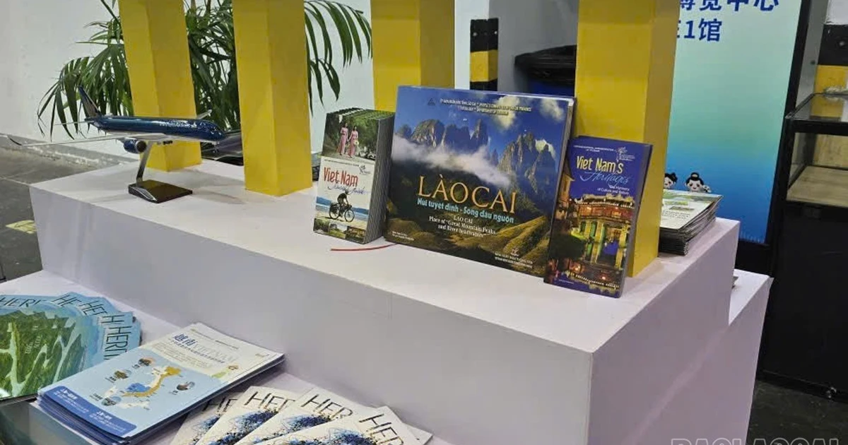Lao Cai សហការផ្សព្វផ្សាយទេសចរណ៍ក្នុងស្រុកនៅទីក្រុងសៀងហៃ