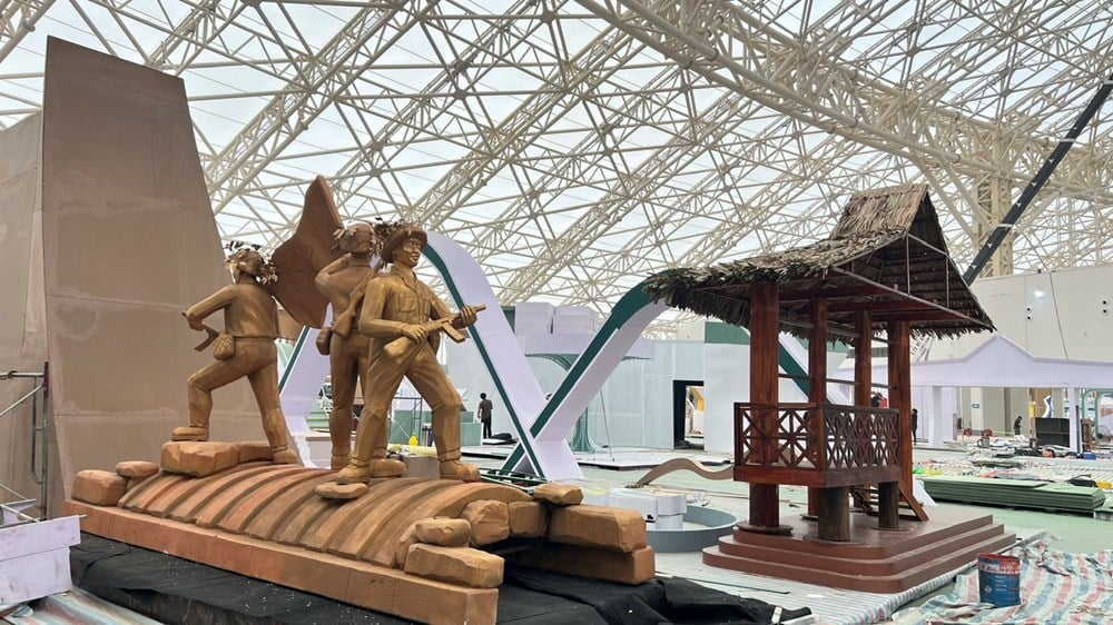 Triển lãm thành tựu Đất nước dần lộ diện, háo hức chờ giờ khai mạc - ảnh 14