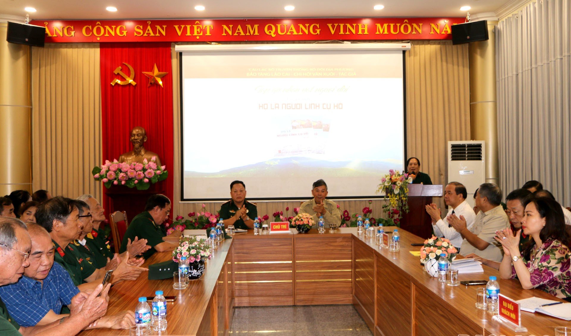 15-8-quangcanh.jpg