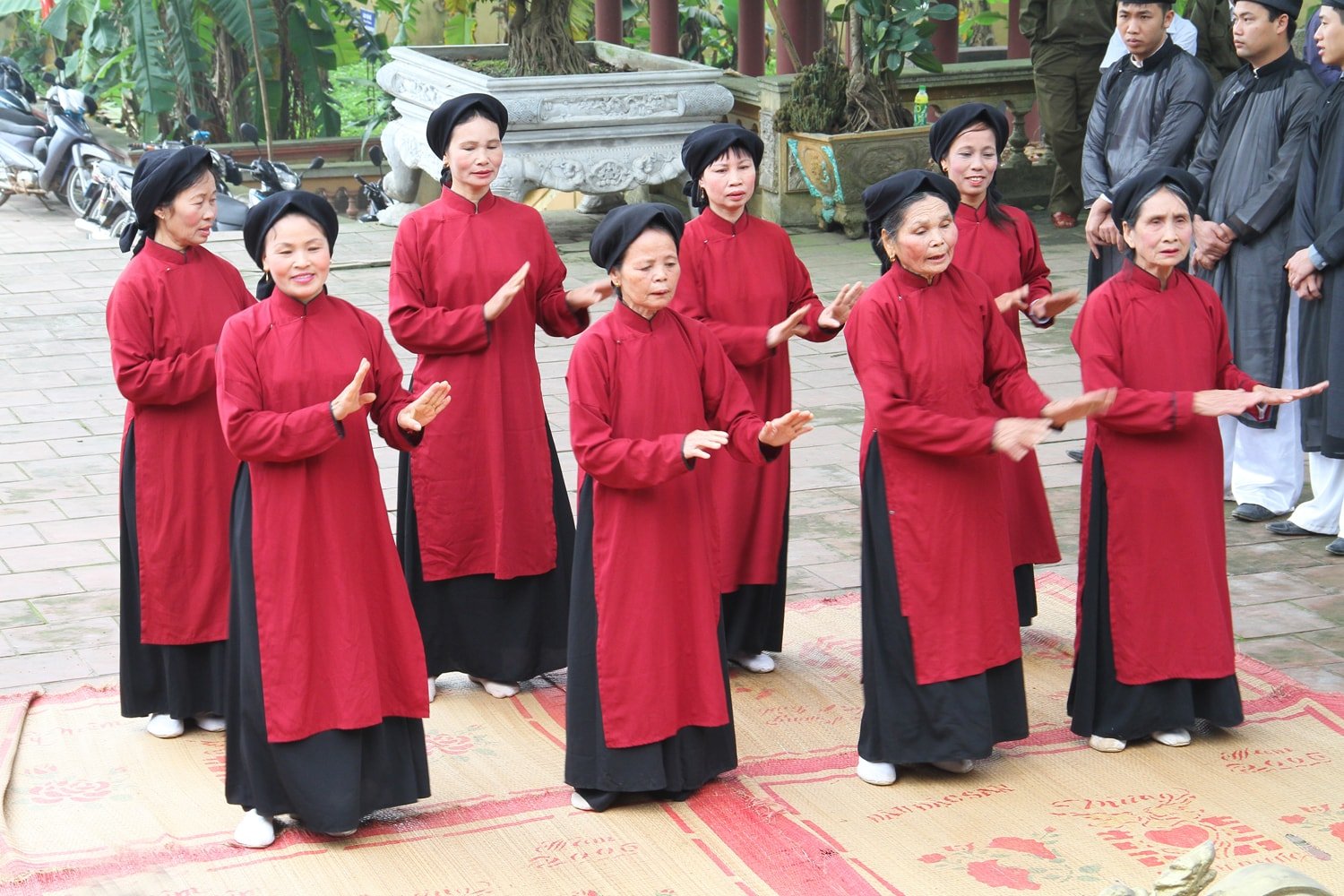 Tiếp sức và tôn vinh người giữ lửa di sản