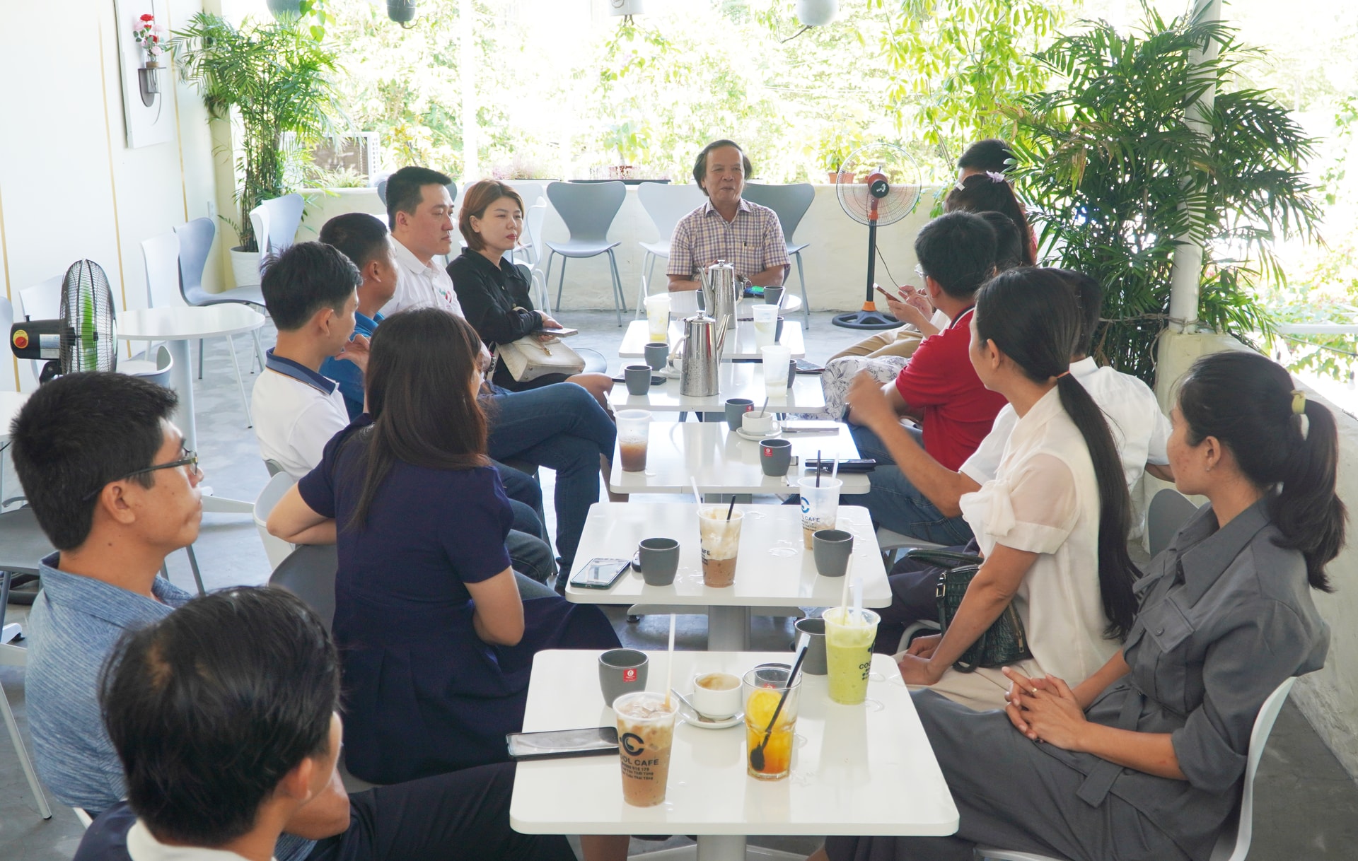Cà phê khởi nghiệp