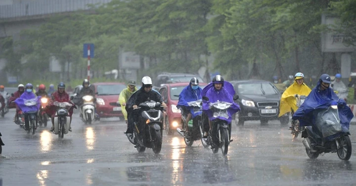 Weather on August 15: Heavy rain in the North, Central and Central Highlands