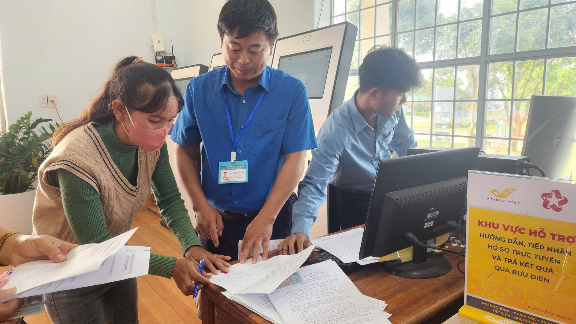 Sau một tháng vận hành bộ máy chính quyền 2 cấp, xã Tà Hine từng bước đi vào vận hành bộ máy thông suốt