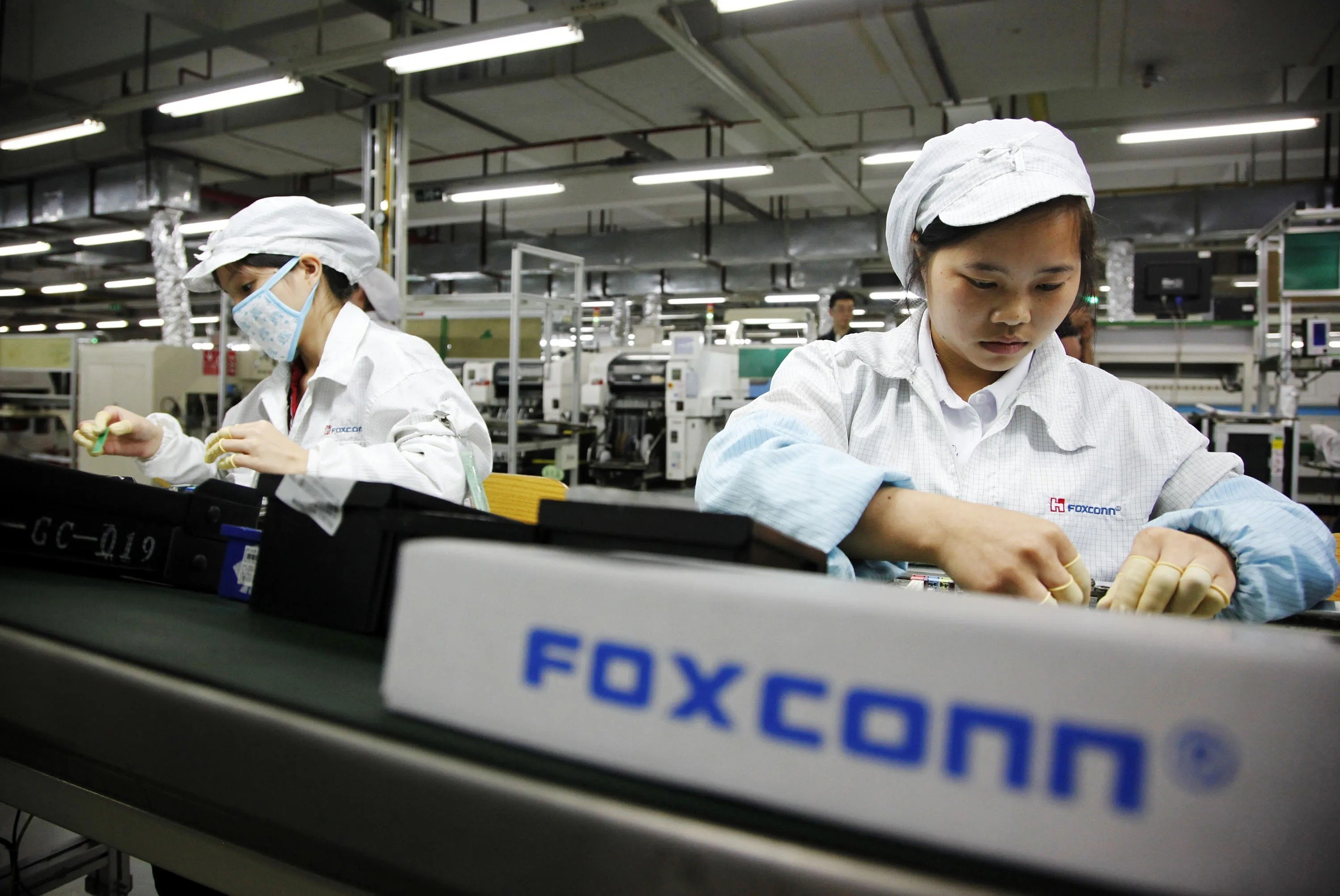 doanh thu Foxconn,  loi nhuan Foxconn,  Foxconn la gi,  Foxconn lap rap iPhone anh 2