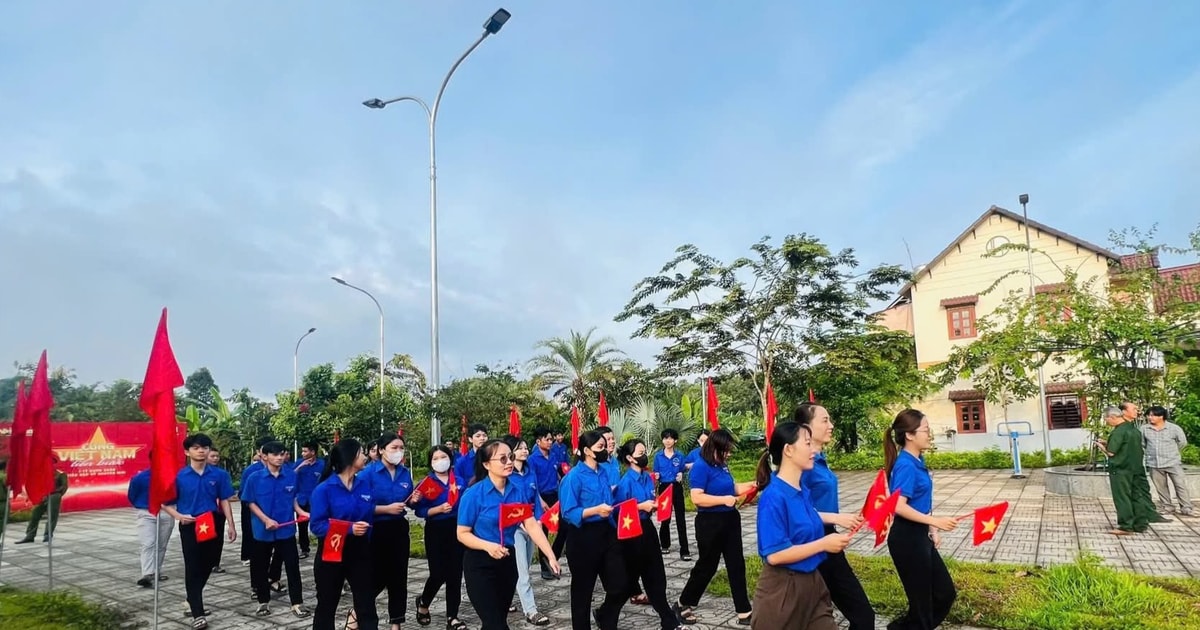 Tuổi trẻ Lâm Đồng sôi nổi hưởng ứng hành trình “Cùng Việt Nam tiến bước”
