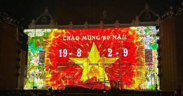 Hình ảnh thiêng liêng và xúc cảm trong chương trình “Hà Nội - Từ mùa thu lịch sử năm 1945”