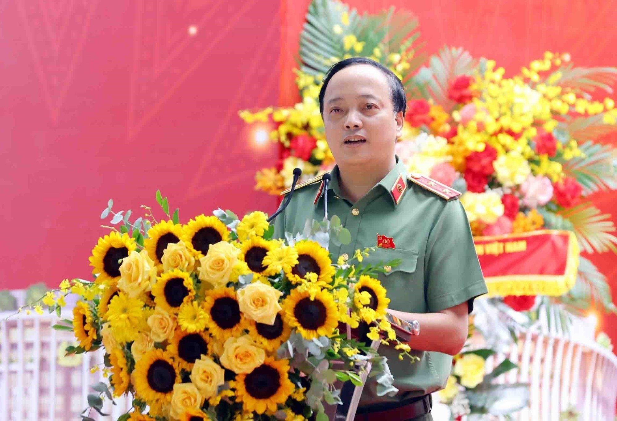 vna-potal-tong-bi-thu-du-le-khanh-thanh-cong-trinh-tru-so-bo-cong-an-8214306.jpg