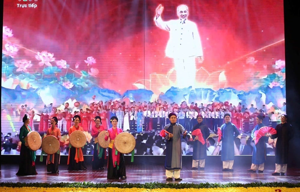 Chương trình nghệ thuật đặc biệt “80 năm vinh quang, tự hào – Văn hóa đồng hành cùng dân tộc”: Hành trình vẻ vang văn hóa đồng hành cùng vận mệnh dân tộc