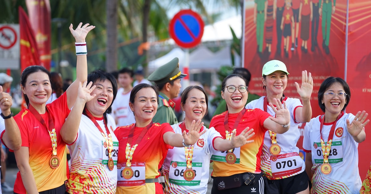 Hơn 31.600 người dân Đà Nẵng hưởng ứng chương trình đi bộ “Cùng Việt Nam tiến bước”