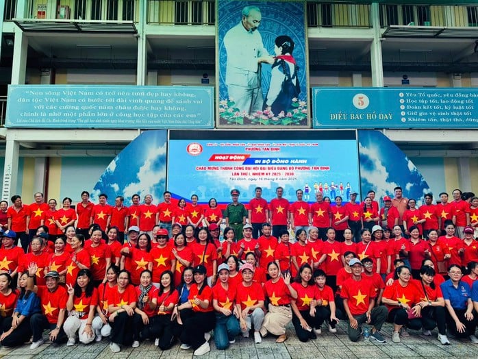 TP HCM: Phường Tân Định "Cùng Việt Nam tiến bước"- Ảnh 1.