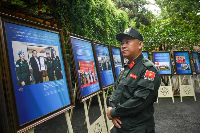 (Chùm ảnh) Khu Di tích Chủ tịch Hồ Chí Minh khai mạc các triển lãm, trưng bày chuyên đề trong chuỗi hoạt động kỷ niệm 80 năm Cách mạng Tháng Tám và Quốc khánh 2/9 - Ảnh 12.