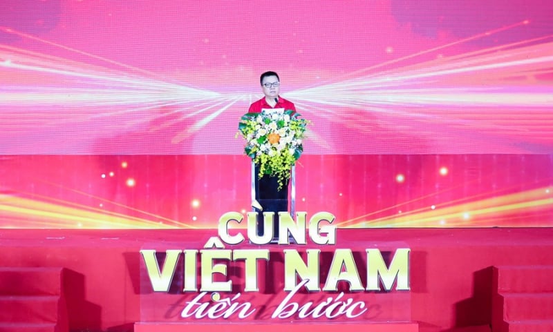 Bộ Công an cùng Báo Nhân Dân tổ chức Hoạt động đi bộ toàn quốc: 1 tỷ bước chân tiến vào kỷ nguyên mới -0
