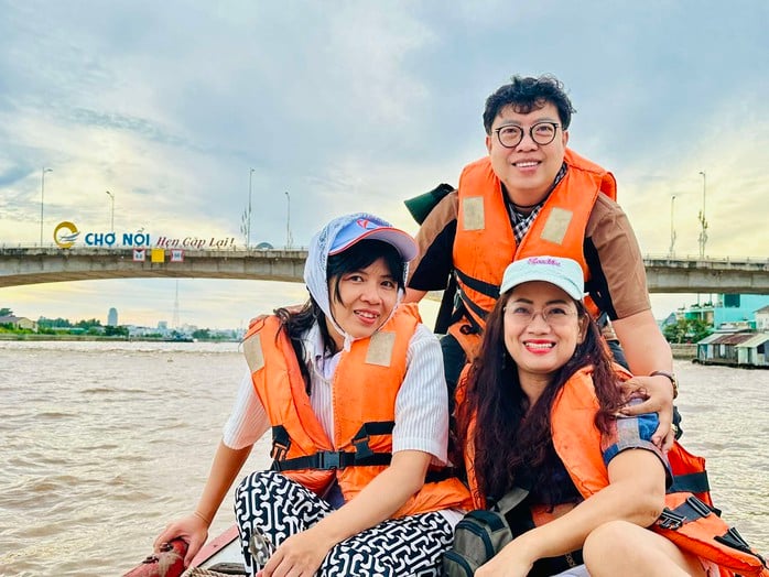 Tác giả 