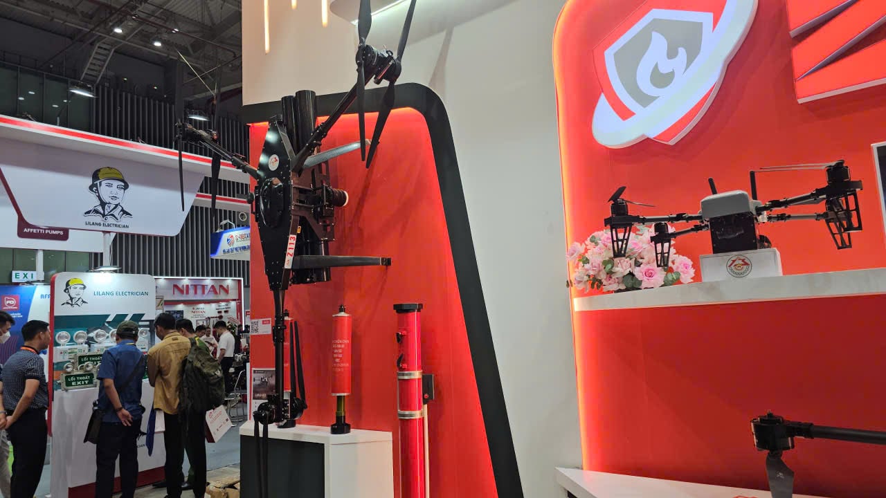 Cận cảnh UAV trị giá hàng tỉ đồng do Việt Nam chế tạo- Ảnh 12.