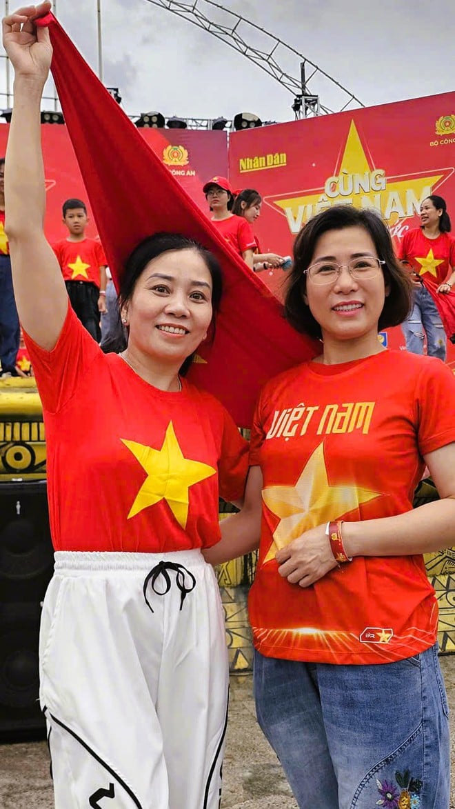 32 ngàn người ở Thanh Hóa xuống đường đi bộ "Cùng Việt Nam tiến bước"- Ảnh 17.
