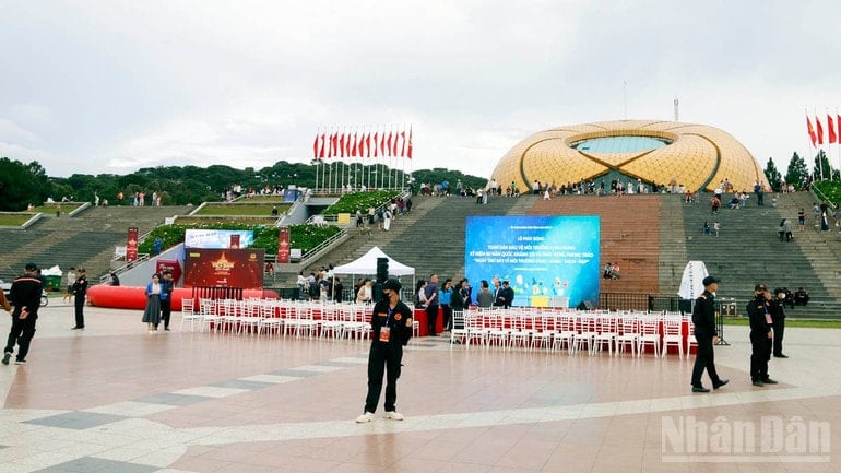 ndo_br_3-7859.jpg
