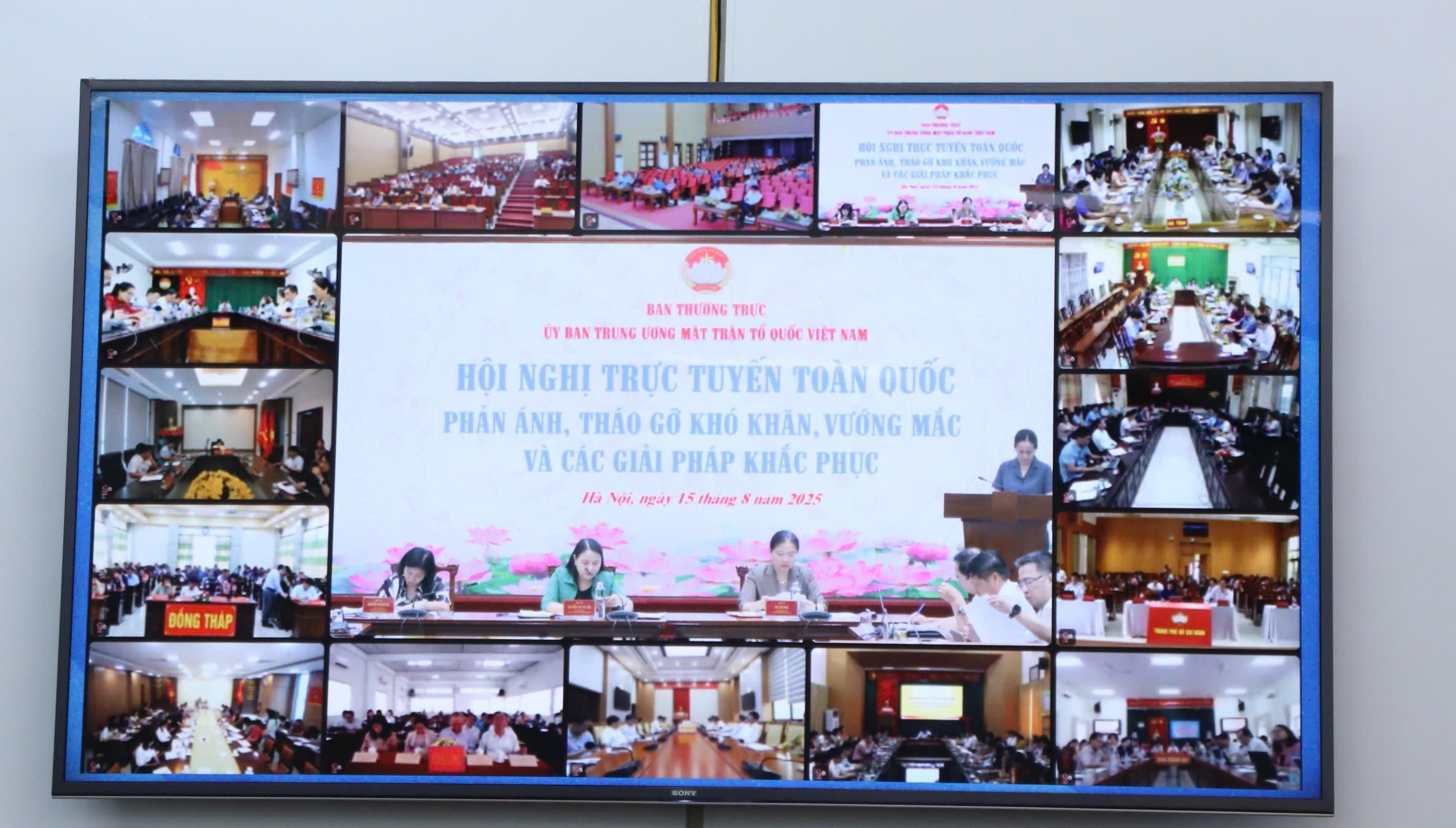 Hội nghị được kết nối tới điểm cầu của Ủy ban MTTQ Việt Nam các tỉnh, thành phố trực thuộc Trung ương. (Ảnh: Minh Hiển)