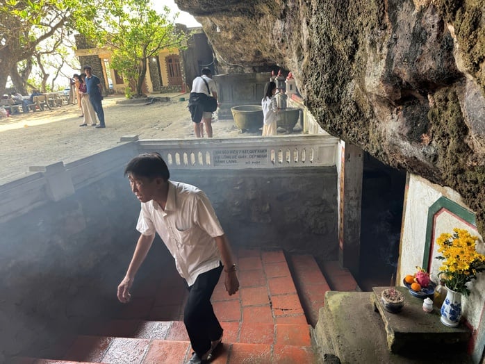 Chiêm bái ngôi chùa không sư trong hang đá triệu năm ở Lý Sơn- Ảnh 3.
