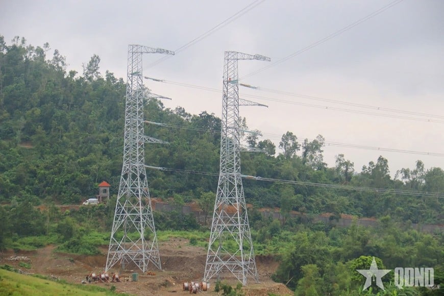 Dự án đường dây 500kV Lào Cai - Vĩnh Yên tăng tốc để về đích ảnh 15