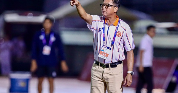 HLV Lê Huỳnh Đức nói gì về chiến thắng đầu tiên của CA TP HCM tại V-League 2025-2026?