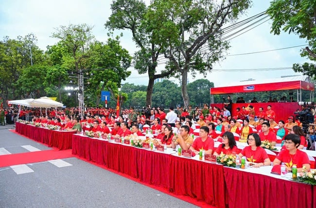 Phát động hoạt động đi bộ toàn quốc “Cùng Việt Nam tiến bước” - Ảnh 2.