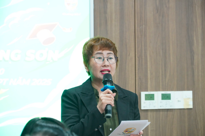 Tập đoàn Trường Tươi trao học bổng cho thủ khoa khối C00 kỳ thi THPT 2025 - 2