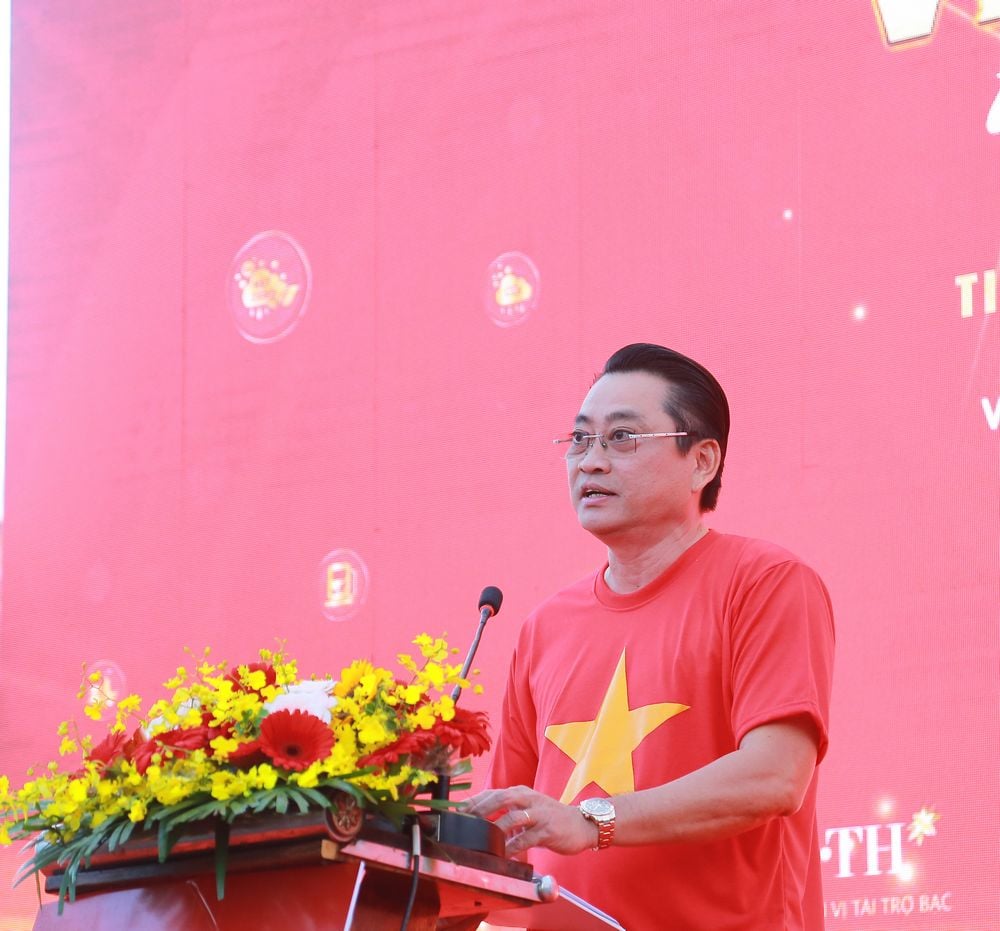 Phó Chủ tịch UBND tỉnh- Nguyễn Quỳnh Thiện phát biểu phát động chương trình.