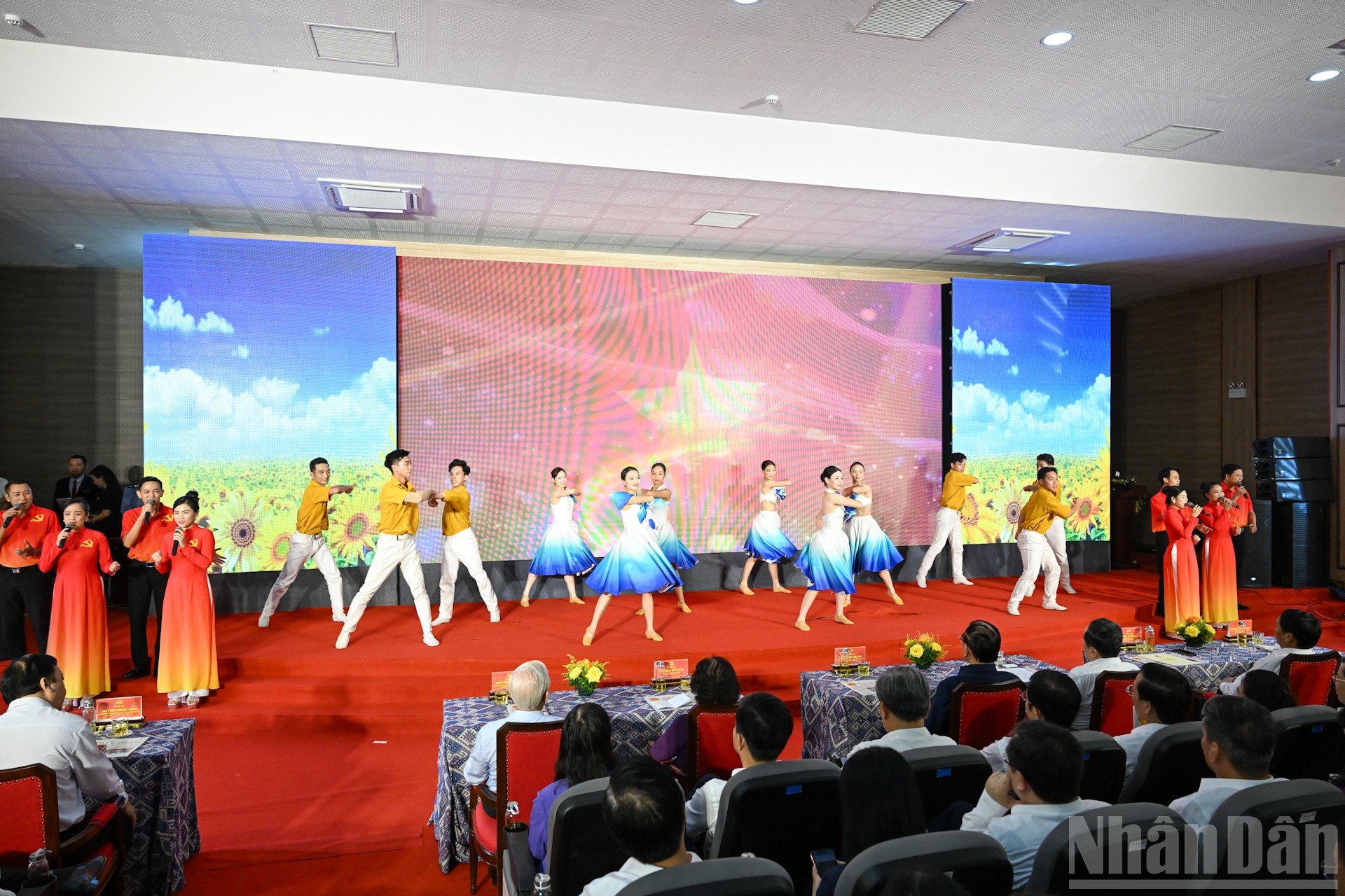 ndo_br_3-4944.jpg