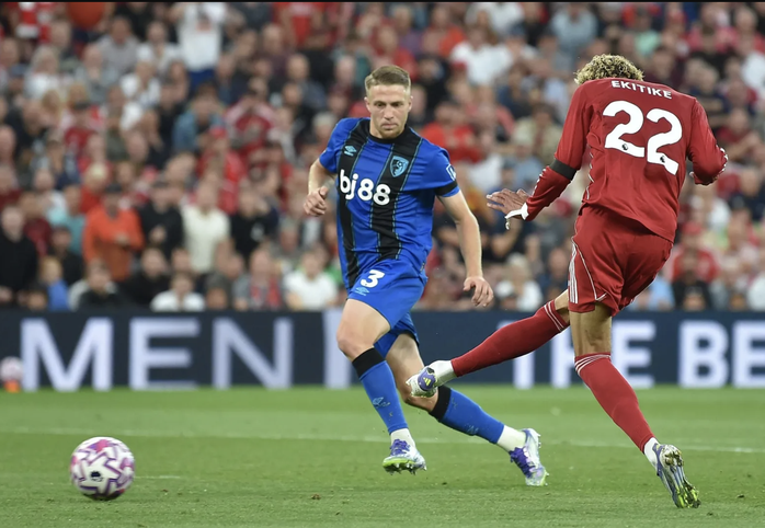 Liverpool thắng kịch tính Bournemouth, gửi cảnh báo đến các đối thủ- Ảnh 2.