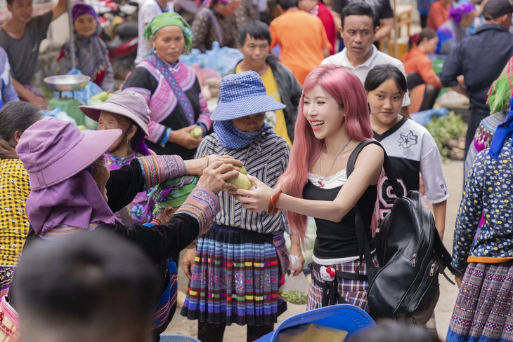 'Chị đẹp' Trang Pháp: Nếu sinh ra lần nữa nguyện vẫn mãi là người Việt Nam - Ảnh 1.