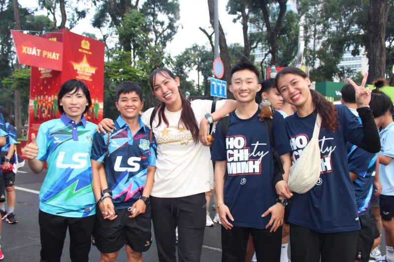 Công an TP Hồ Chí Minh đồng lòng hưởng ứng “Cùng Việt Nam tiến bước” -1
