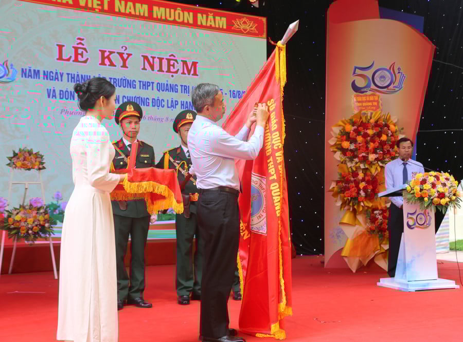 truong-thpt-quang-tri-9.jpg