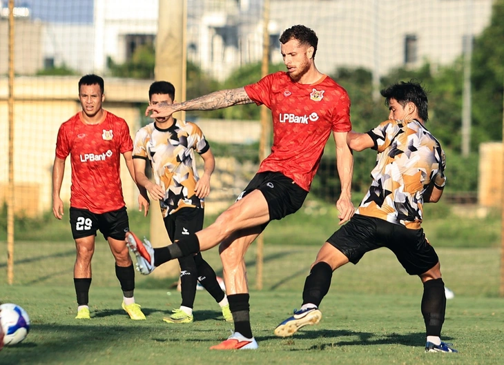 cầu thủ nhập tịch - Ảnh 2.