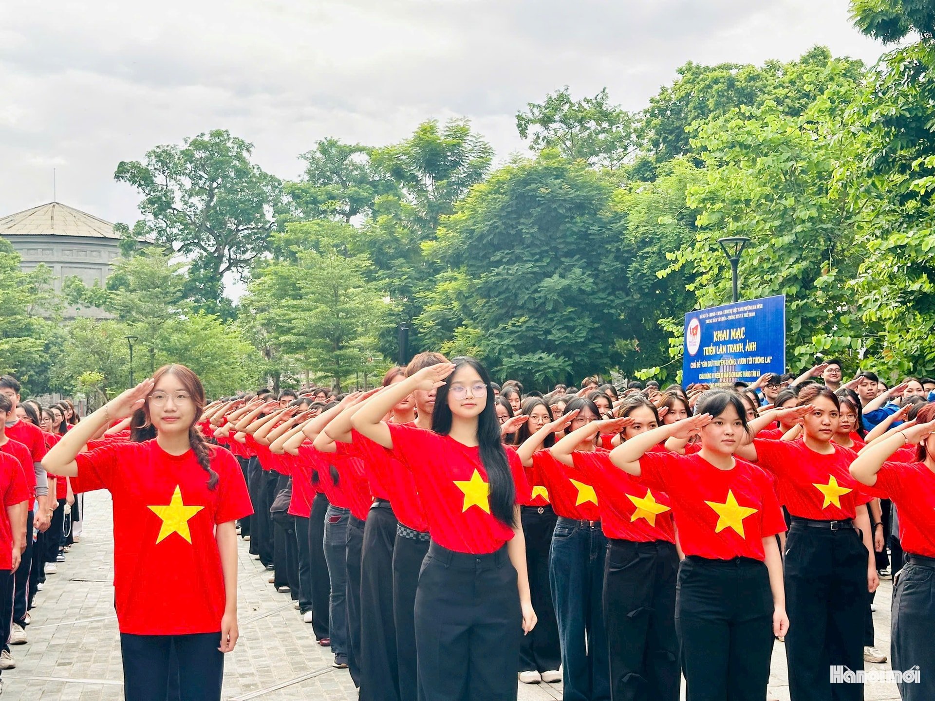 W_chao.jpg