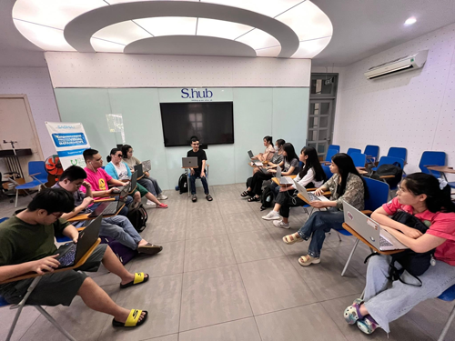 Để ánh sáng tri thức dẫn lối - Ảnh 2.