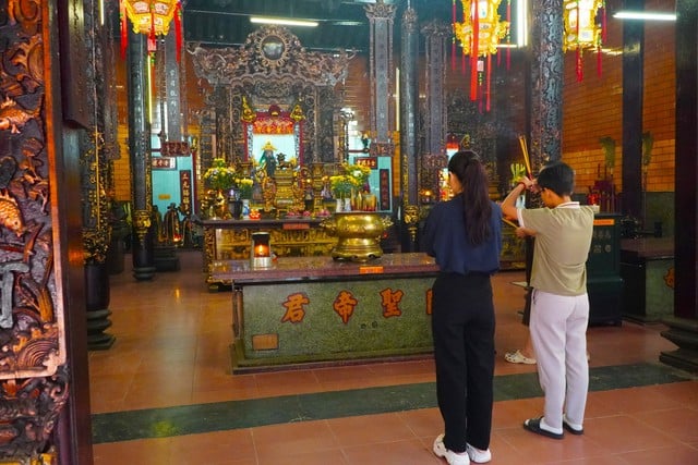 Độc đáo ngôi chùa cổ gần 130 năm tuổi ở bến Ninh Kiều- Ảnh 12.