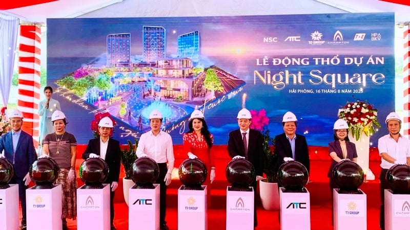 Thuy Duong Investment Joint Stock Company(TD Group)가 투자한 나이트 스퀘어 프로젝트 기공식.