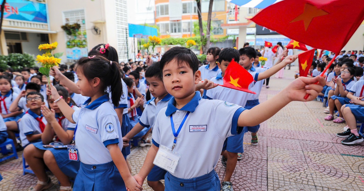 Học sinh lớp 1 TP.HCM tựu trường vào những ngày nào, hoạt động gì đặc sắc?