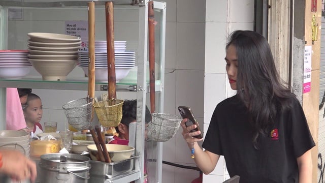 Giải pháp hỗ trợ tiểu thương: Thanh toán không tiền mặt - Ảnh 3.