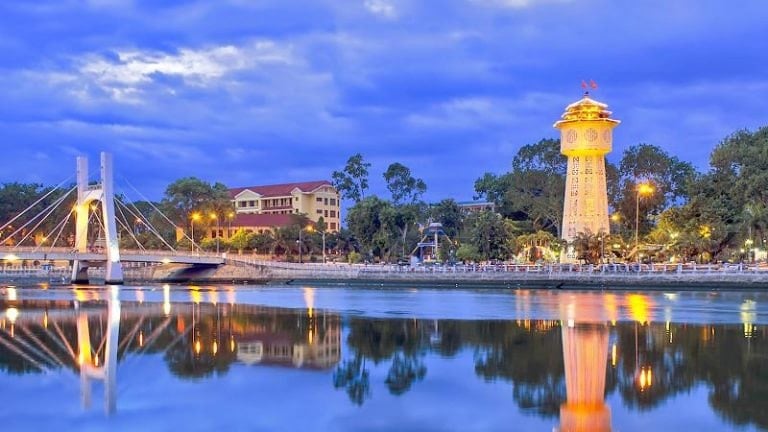 water-tower-phan-thiet-768x432.jpg