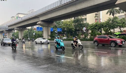 Weather on August 17: Many places across the country have showers and thunderstorms, some places have very heavy rain
