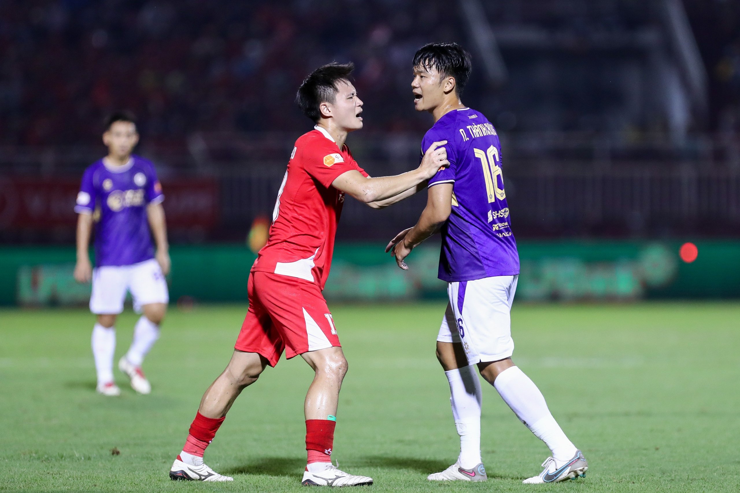 Sinh nhật đáng nhớ của Quang Hùng - Ảnh 4.