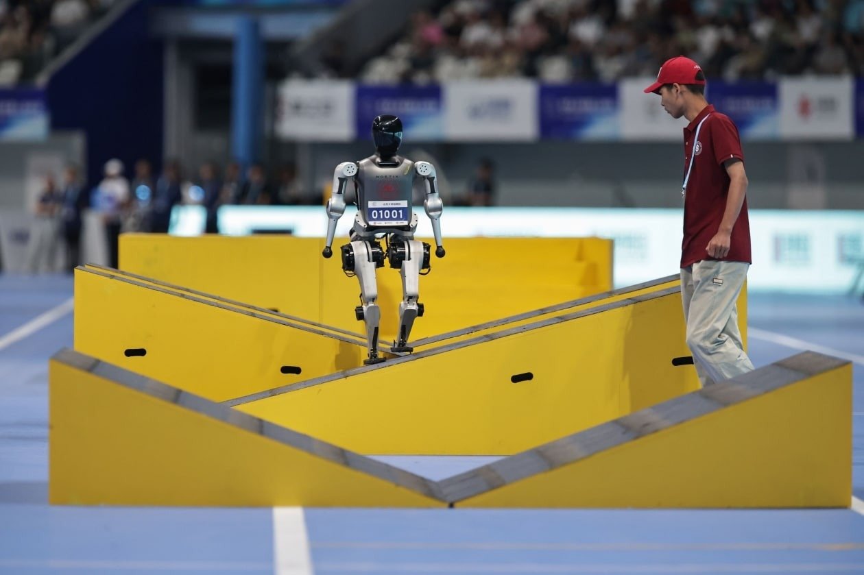 Robot anh 1