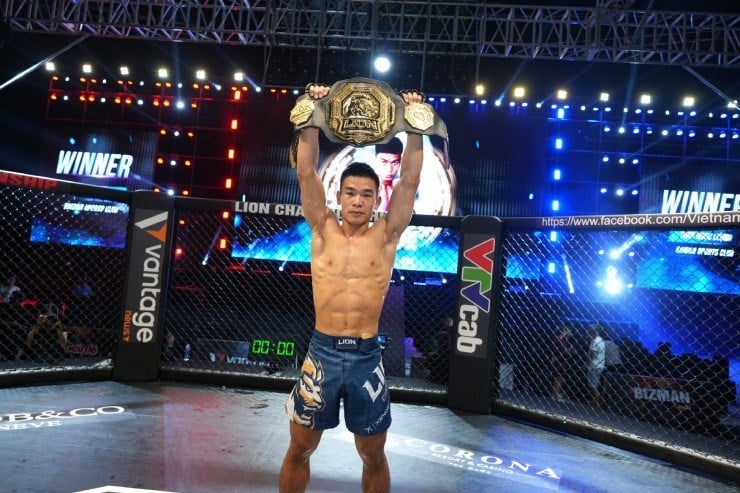 Tran Ngoc Luong이 Van Tuan을 물리치고 60kg 챔피언십 벨트를 획득했습니다. - 사진 2