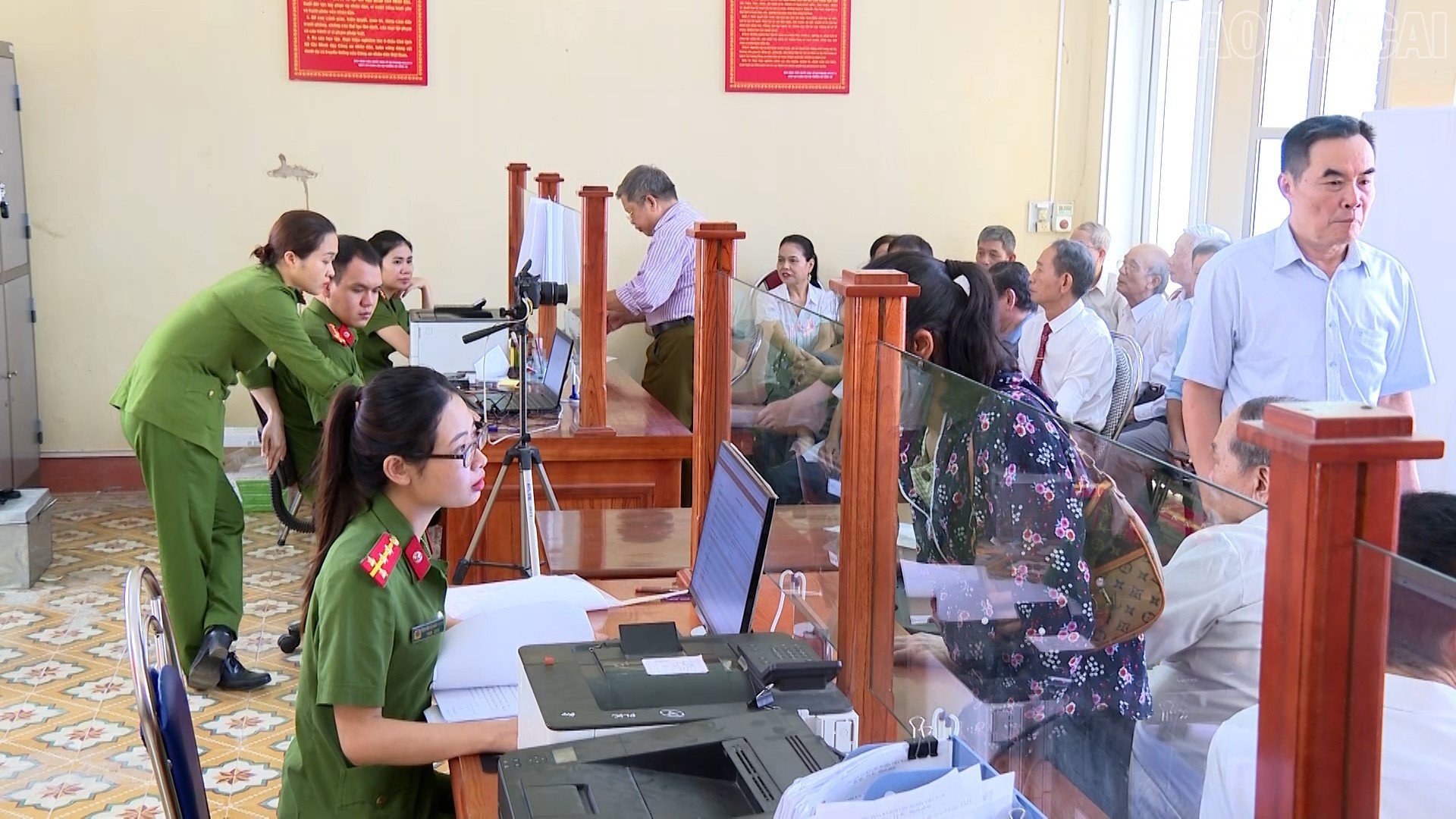 baolaocai-tr_984-478400-01-46-17still003.jpg