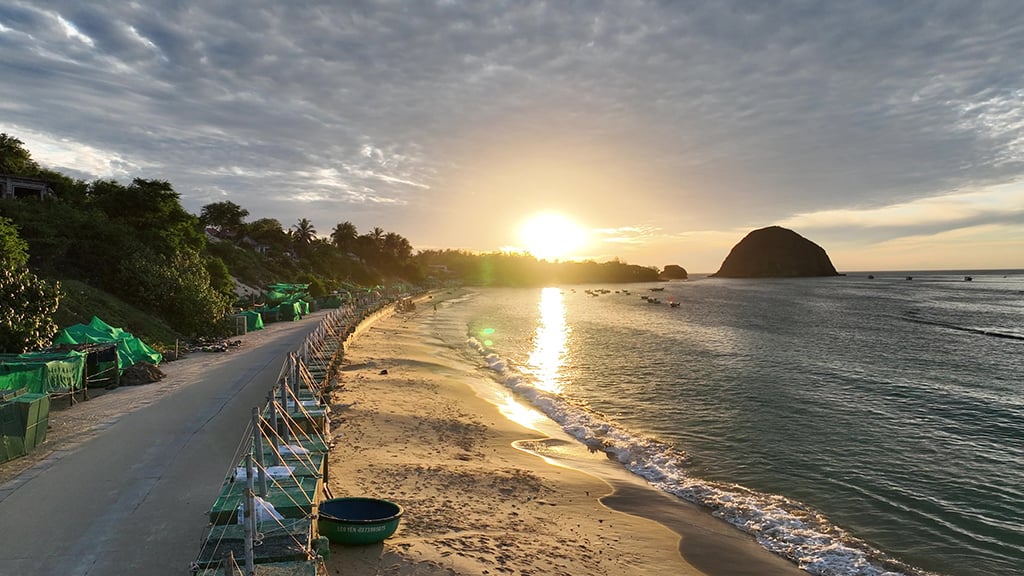 Những ngôi làng tuyệt đẹp ven biển: Nhơn Hội, dải lụa mềm ôm lấy Hòn Yến - Ảnh 4.