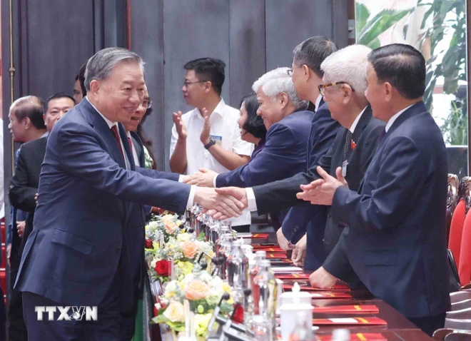 Kế thừa thành quả, phát triển những giá trị, tiếp tục đổi mới sáng tạo