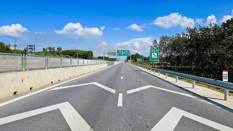 Thông tuyến cao tốc từ Hà Nội đến Đà Nẵng vào ngày 19/8- Ảnh 7.
